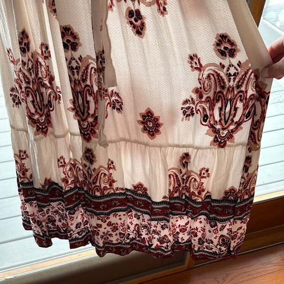 Maxi Dress with tie waist - Picture 6 of 8